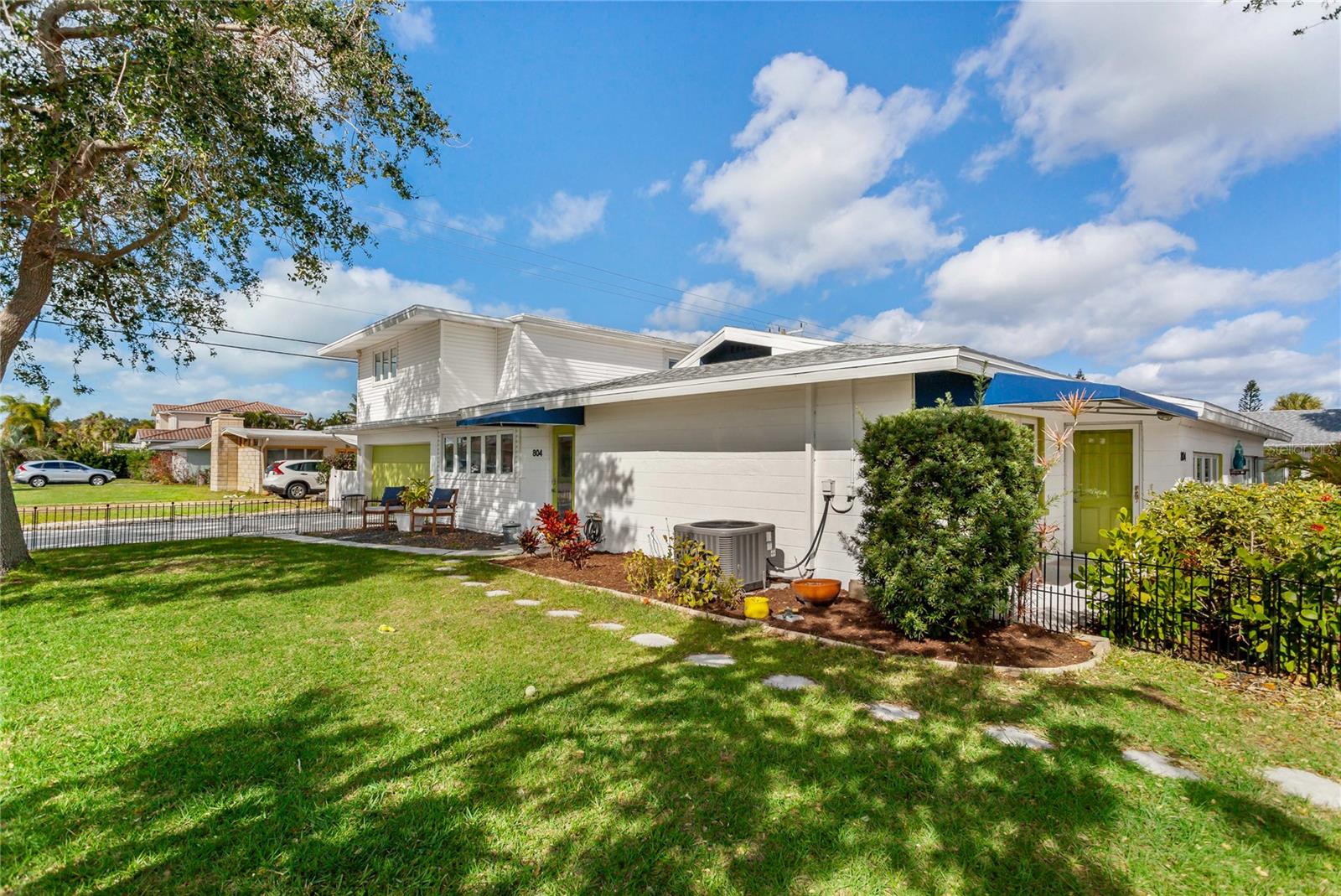 GOLDEN BEACH SUB - Residential