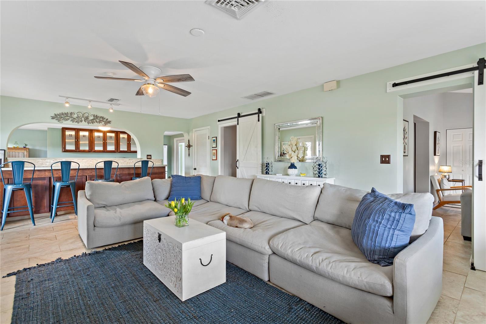 GOLDEN BEACH SUB - Residential