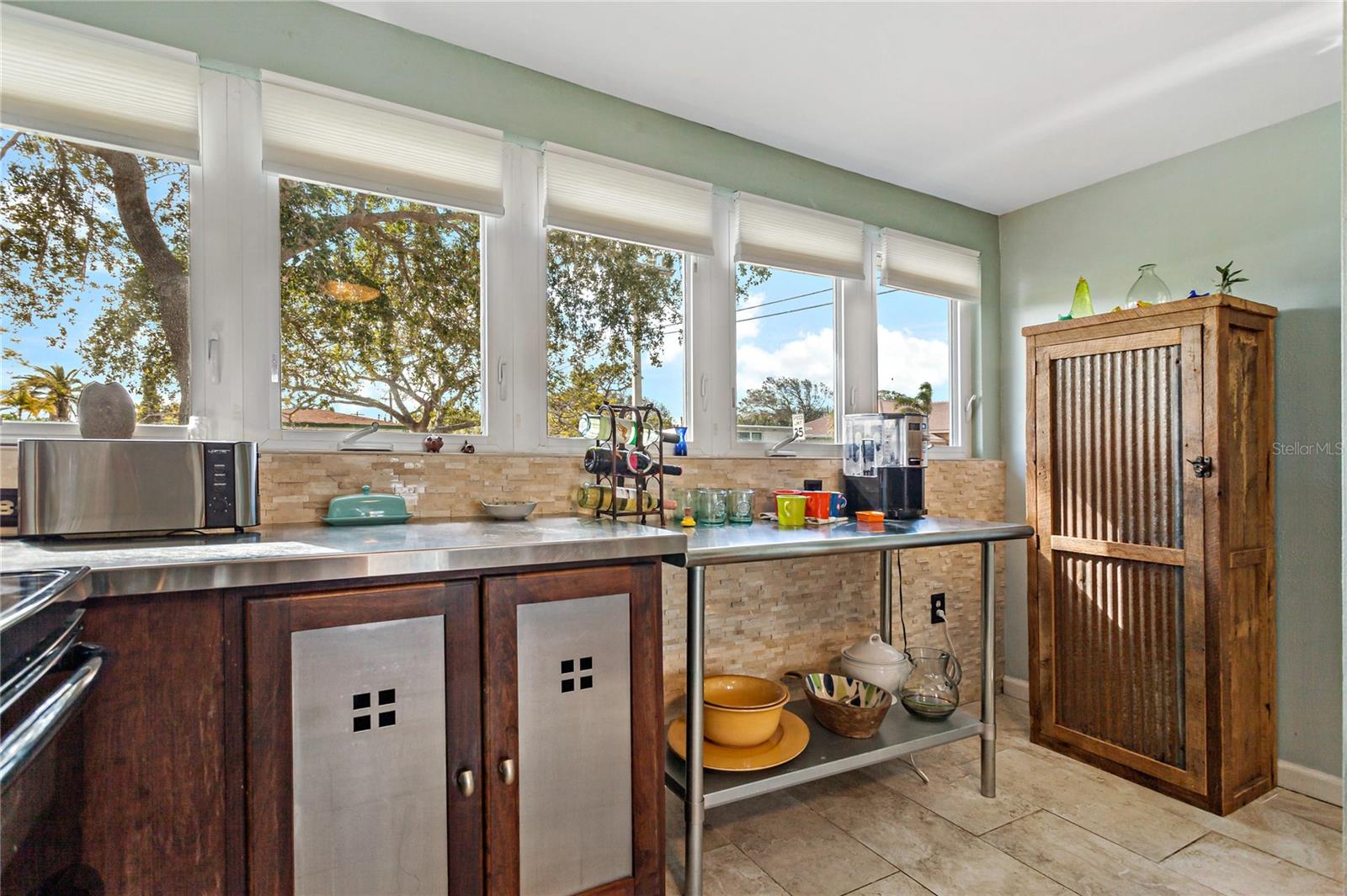 GOLDEN BEACH SUB - Residential