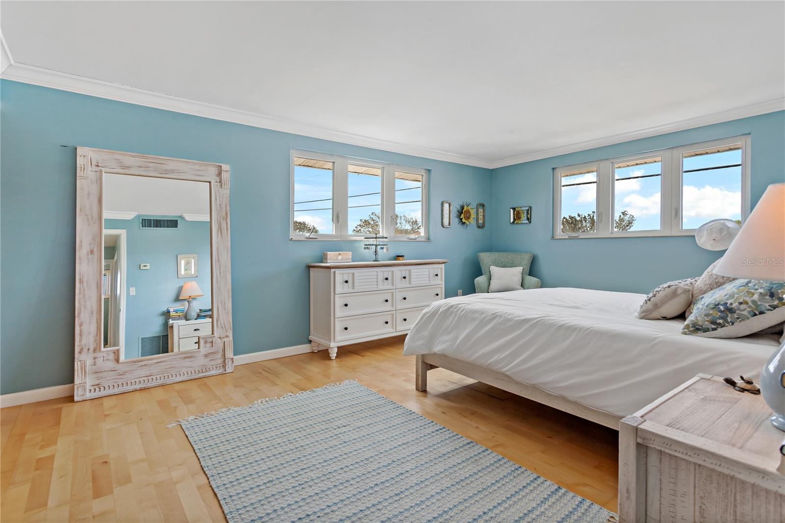 GOLDEN BEACH SUB - Residential