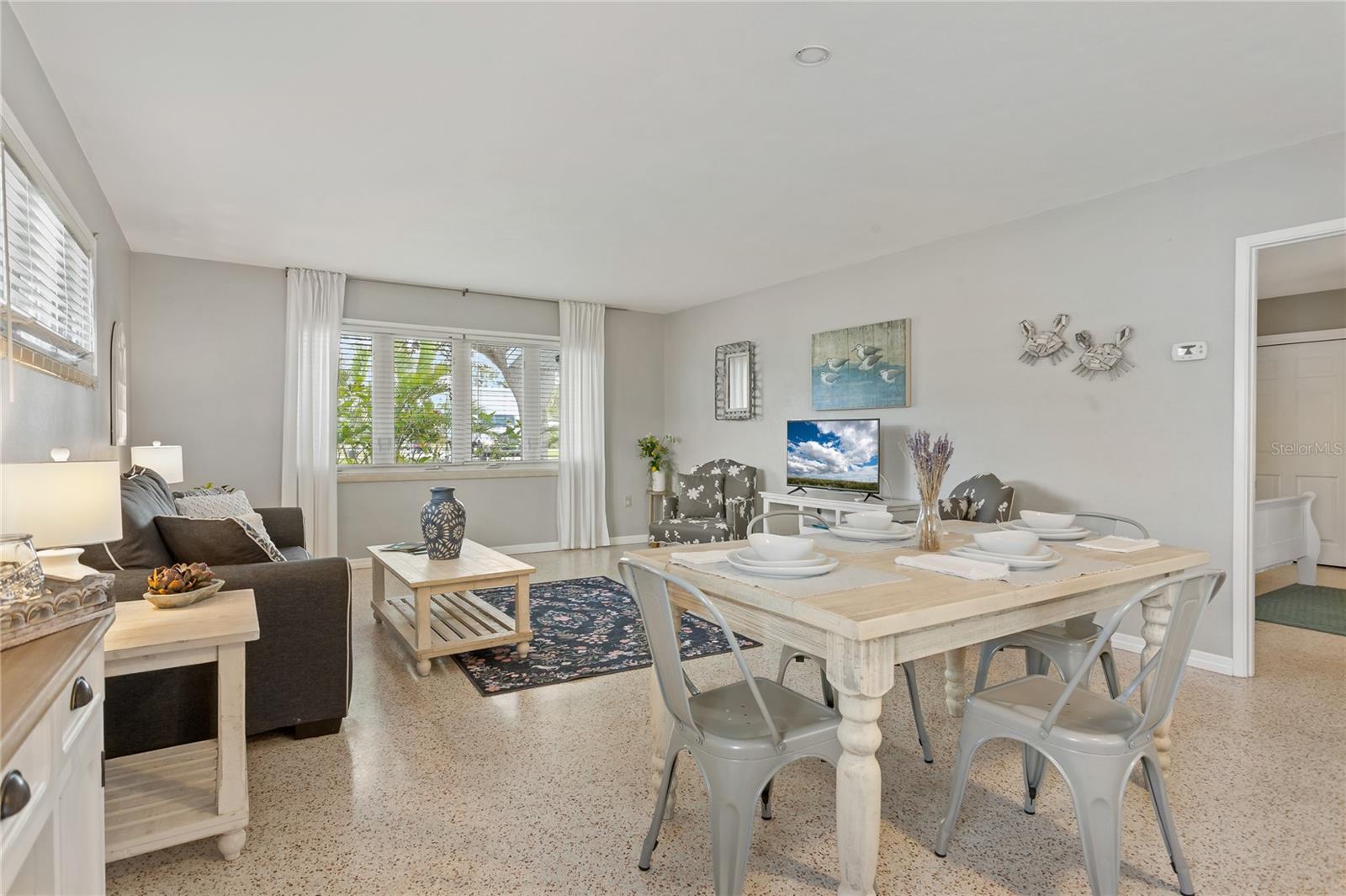 GOLDEN BEACH SUB - Residential