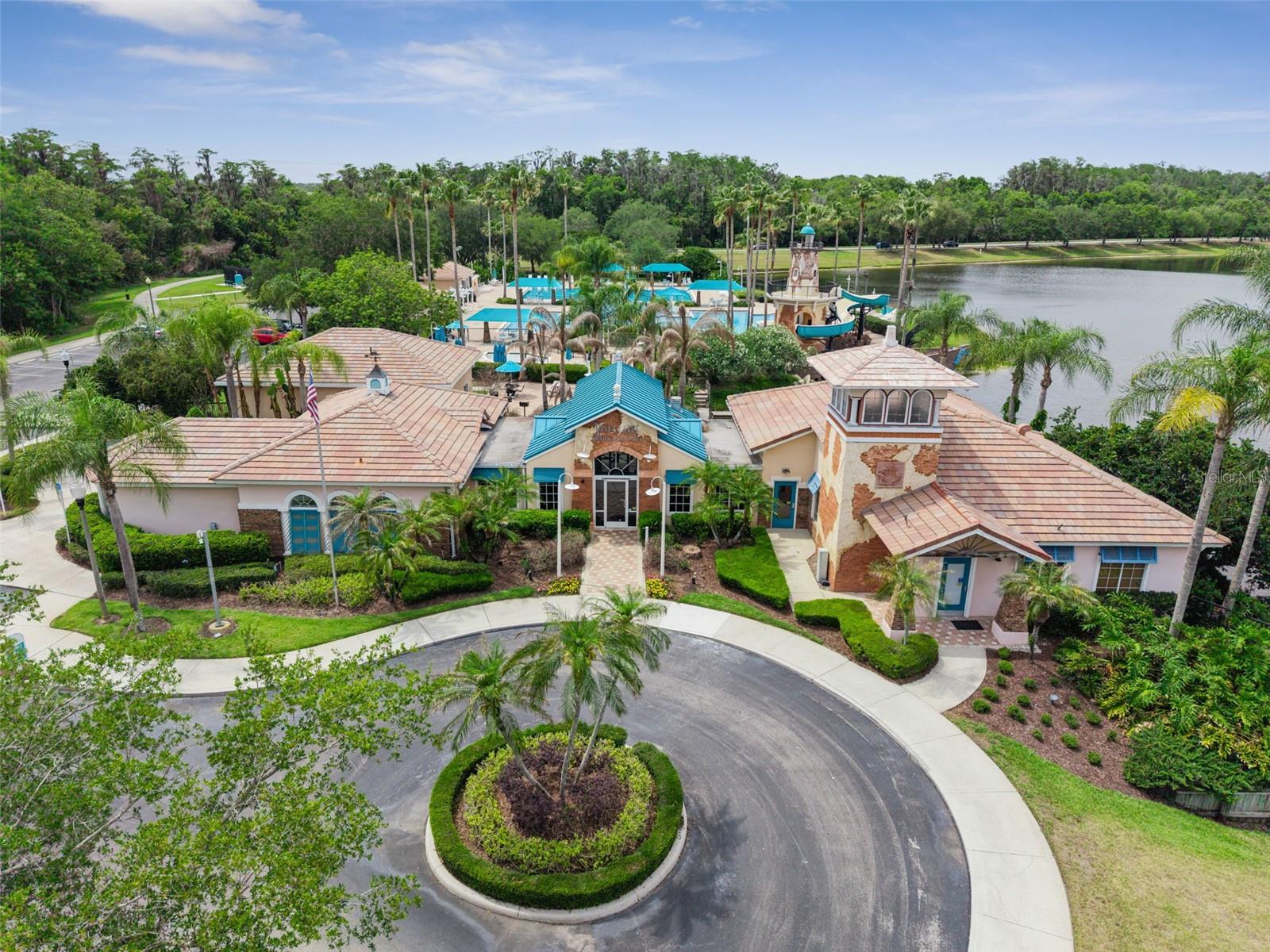 VISTA LAKES VILLAGE N-3 COLONIE - Residential