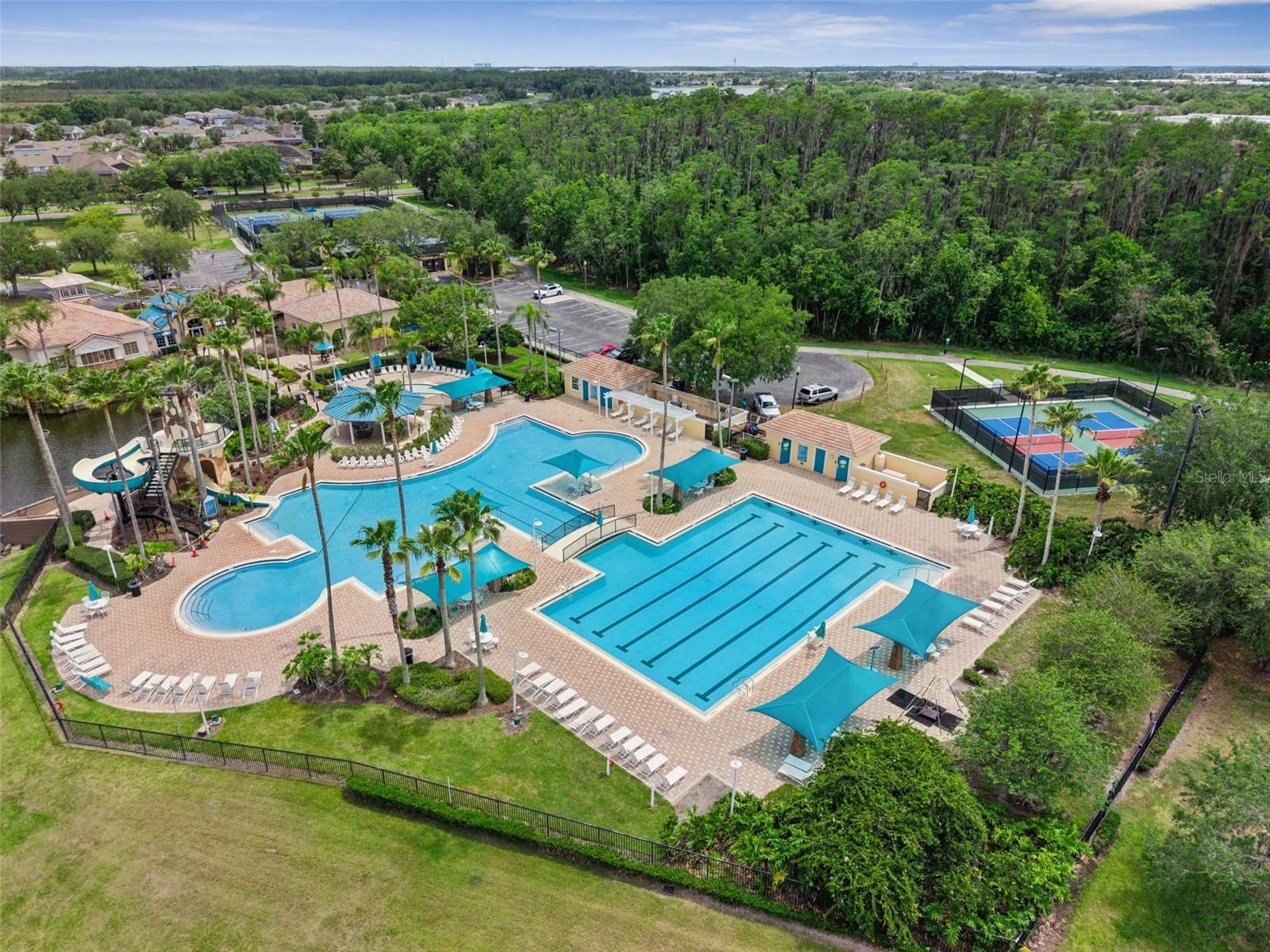 VISTA LAKES VILLAGE N-3 COLONIE - Residential