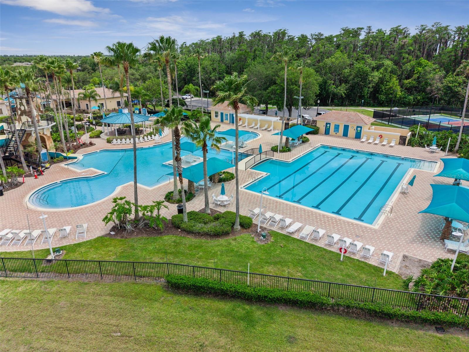 VISTA LAKES VILLAGE N-3 COLONIE - Residential