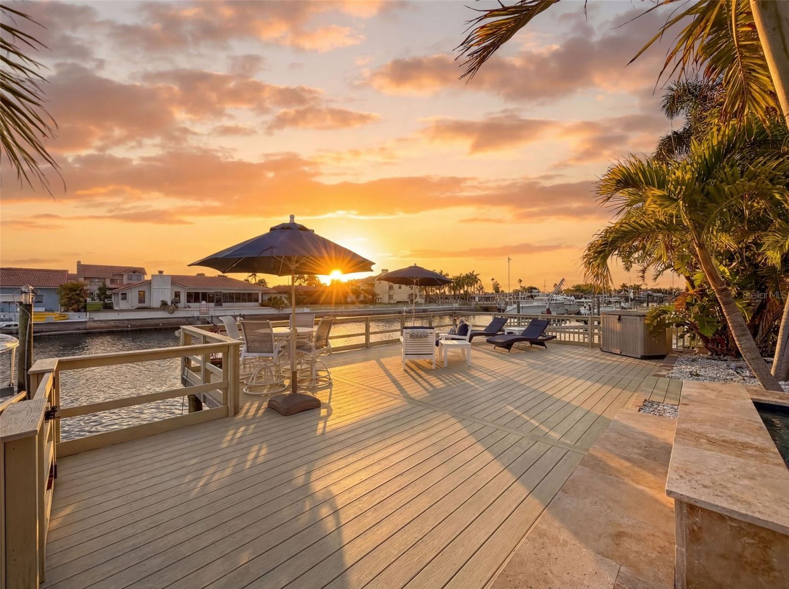 FLOR A MAR - Residential