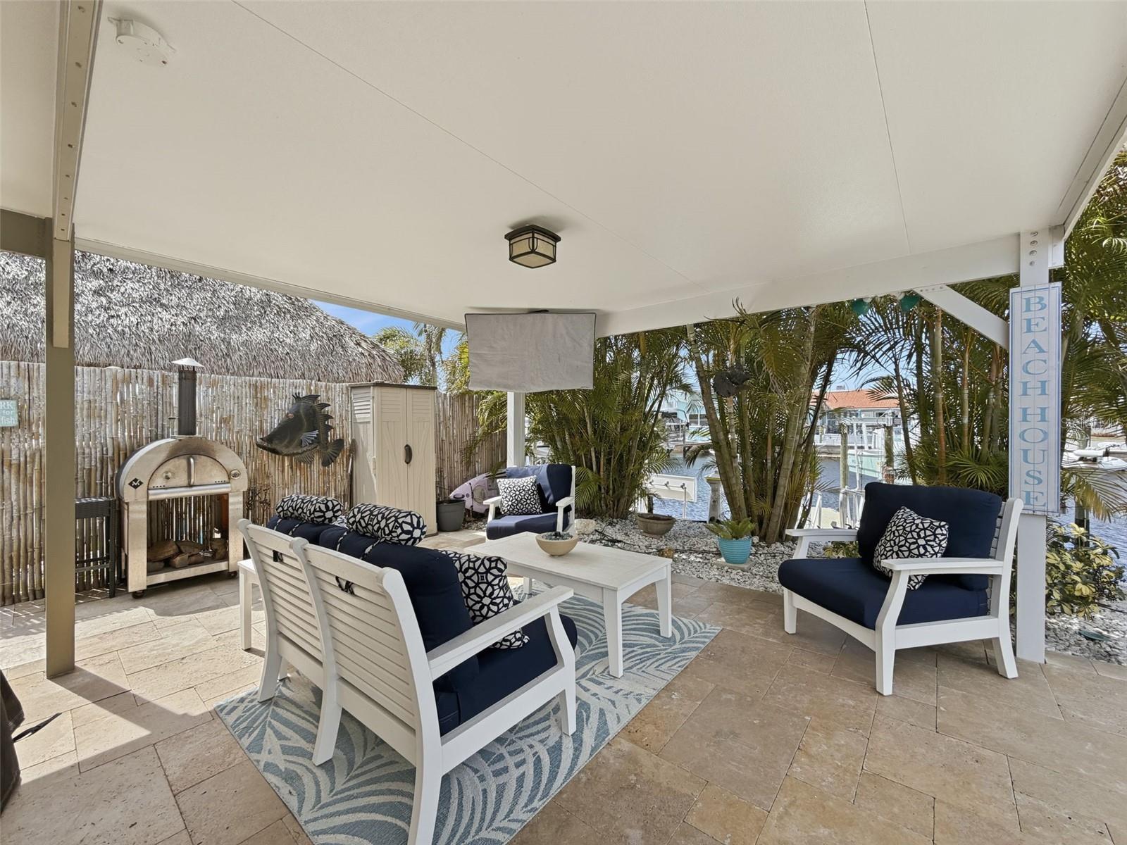 FLOR A MAR - Residential