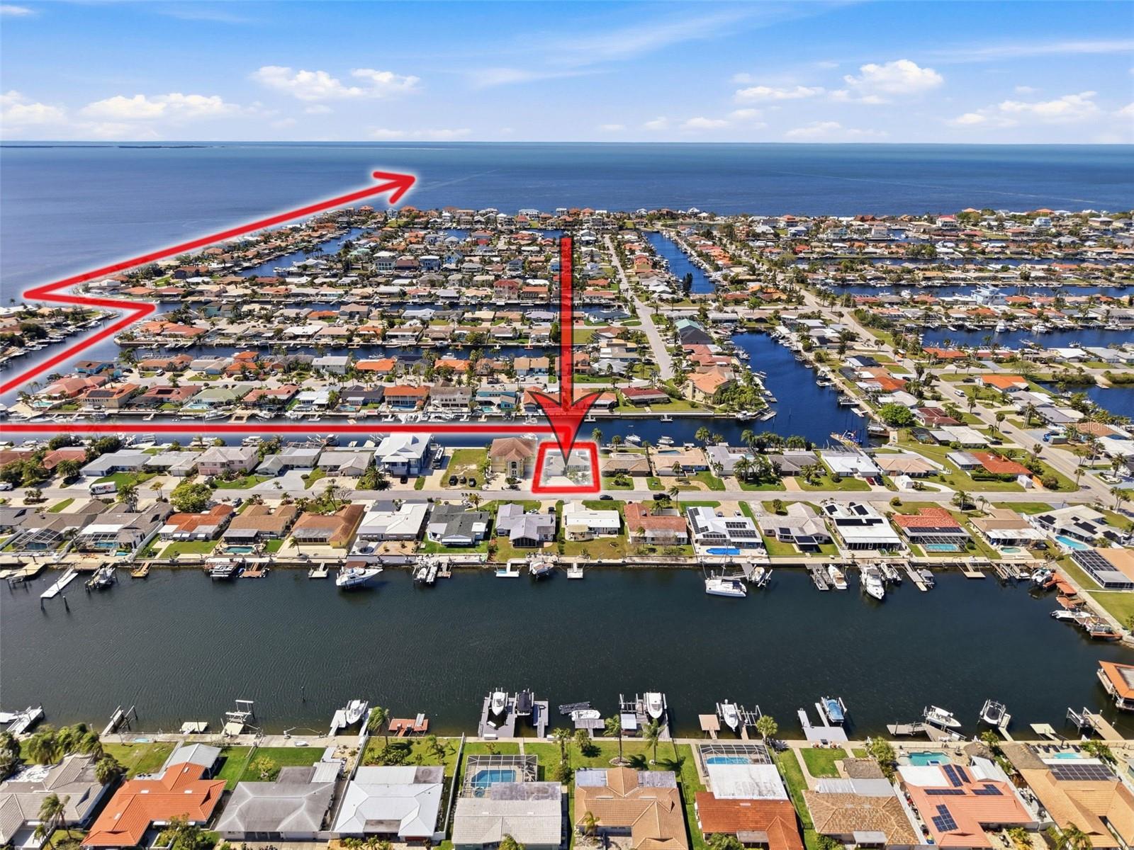 FLOR A MAR - Residential