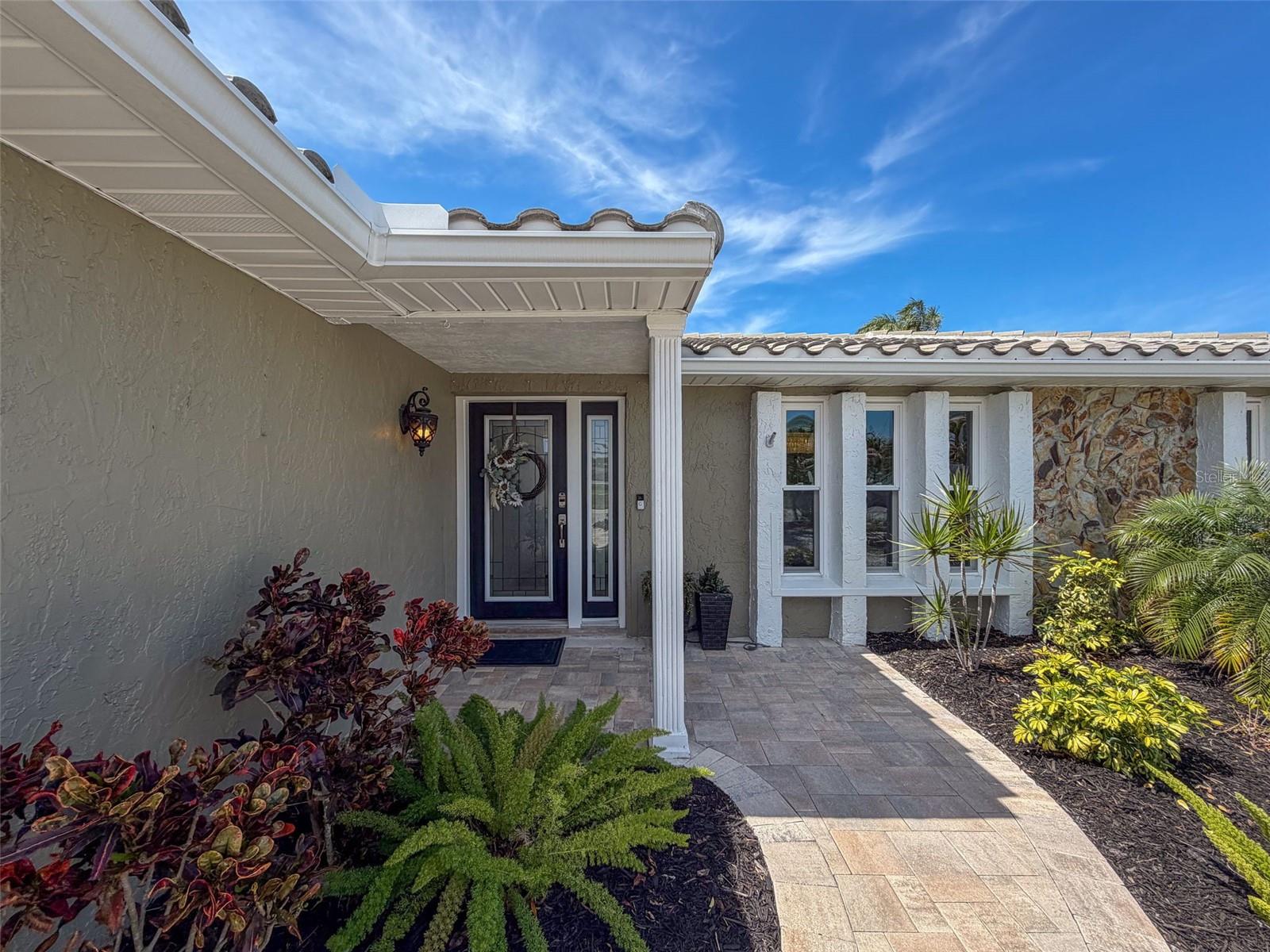 FLOR A MAR - Residential