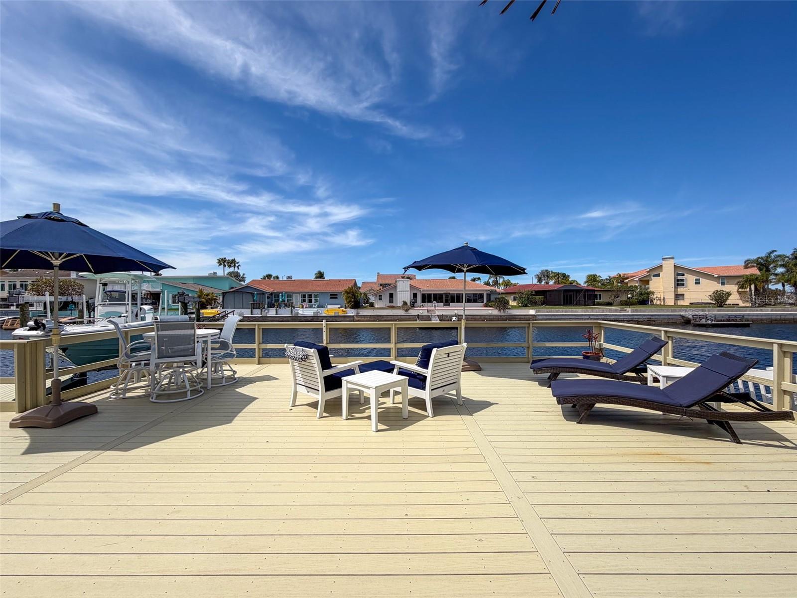 FLOR A MAR - Residential