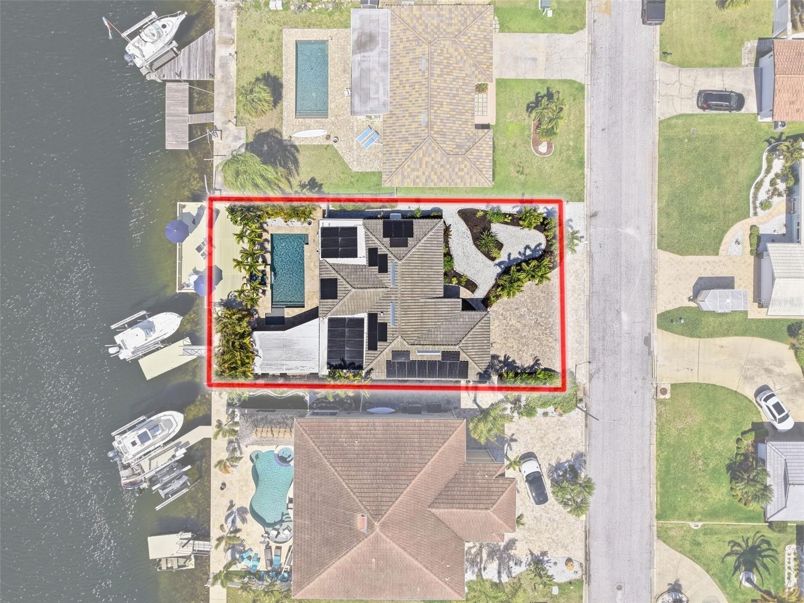 FLOR A MAR - Residential