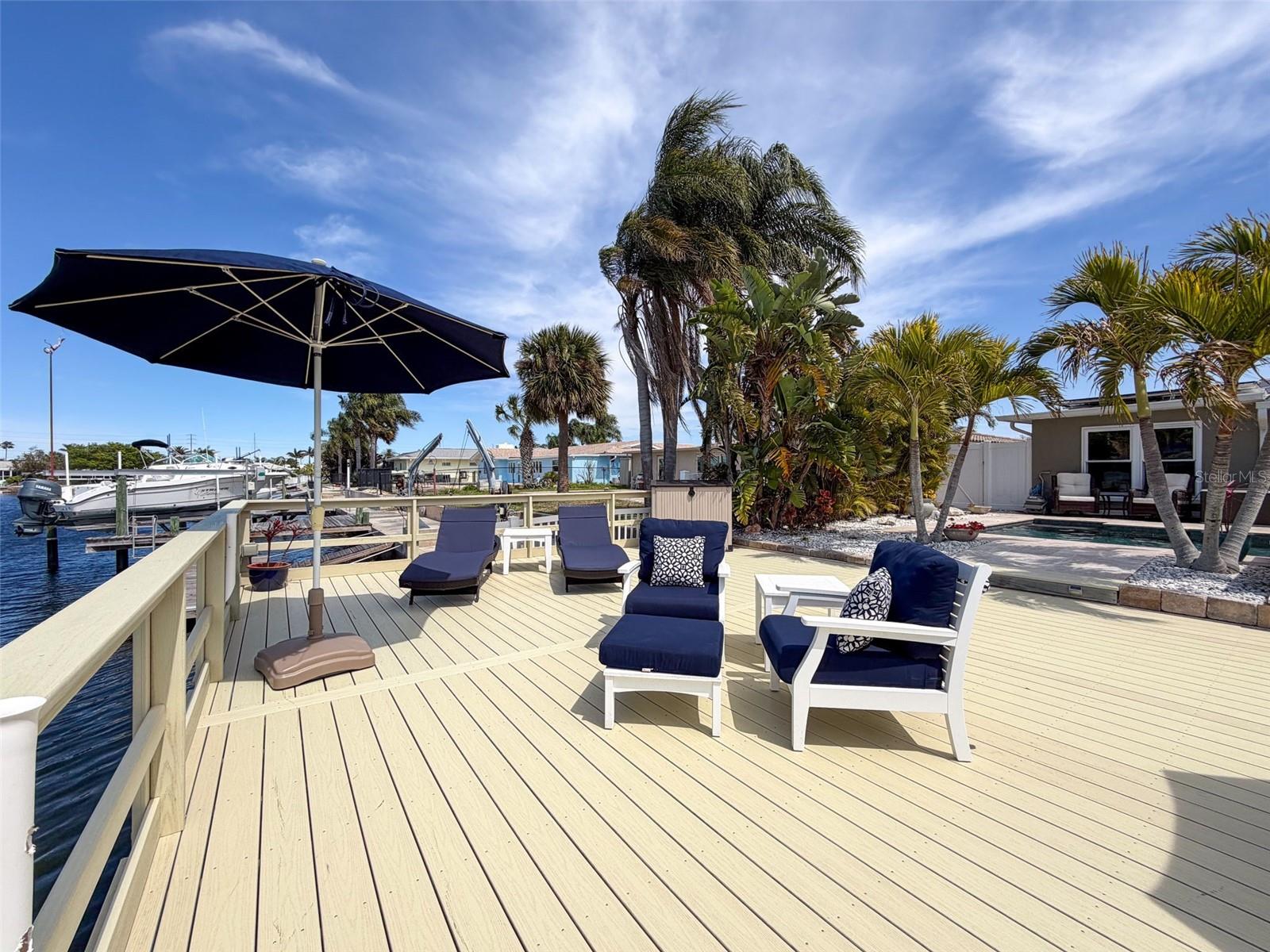 FLOR A MAR - Residential