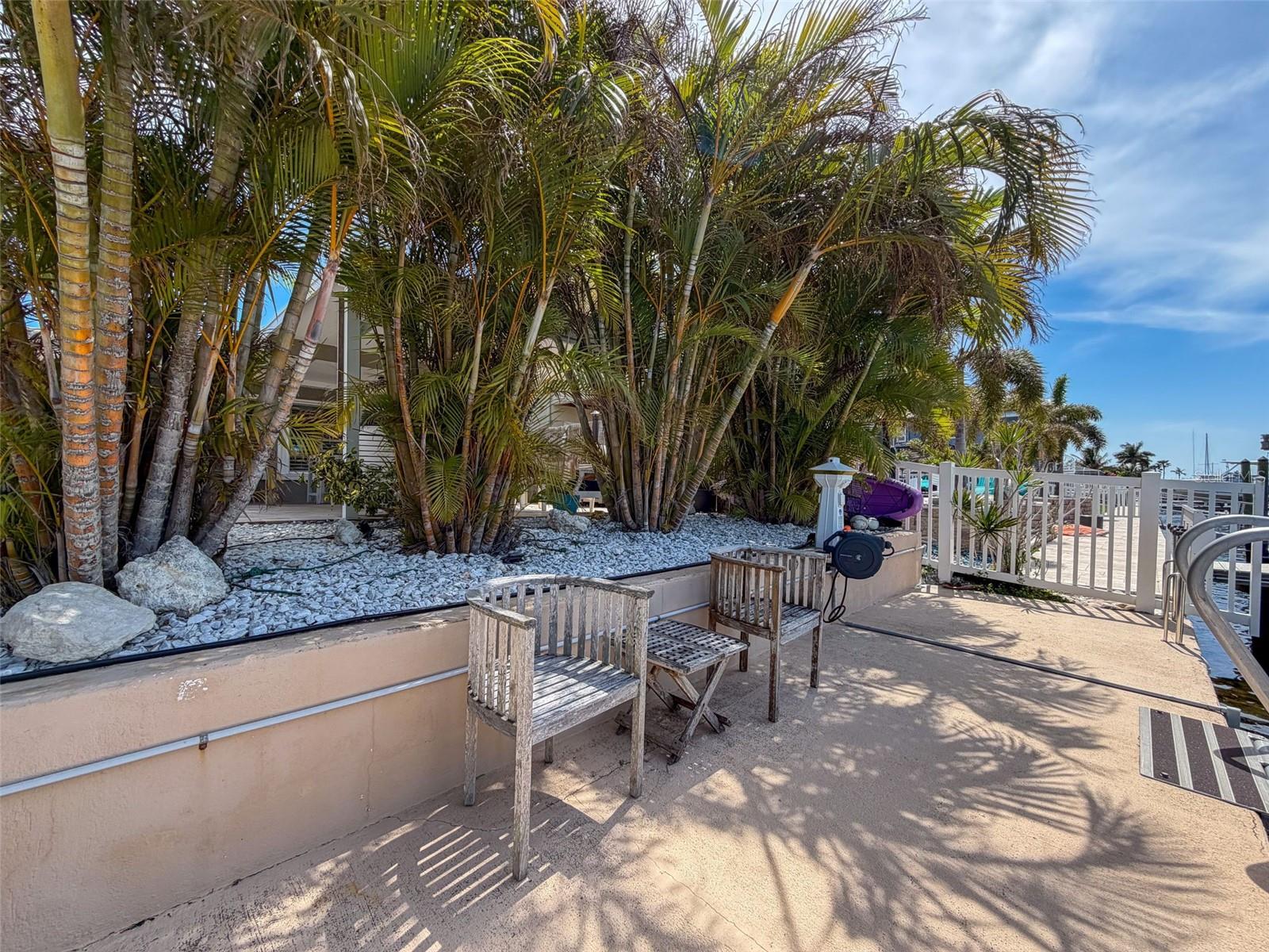 FLOR A MAR - Residential