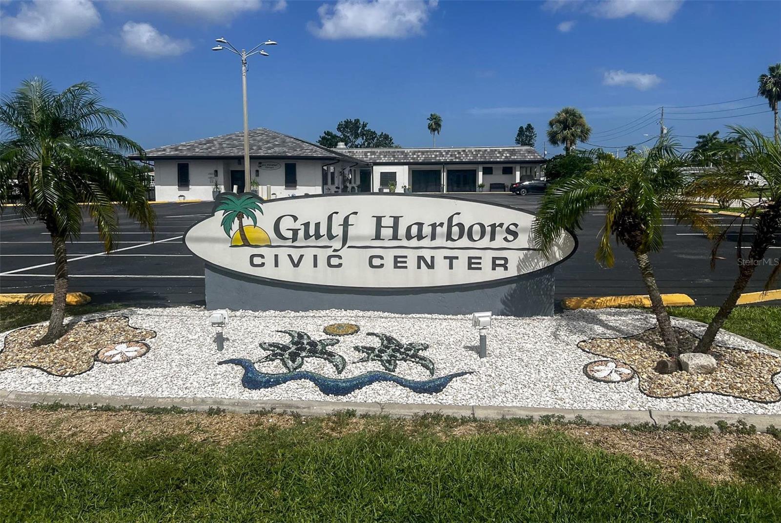 FLOR A MAR - Residential