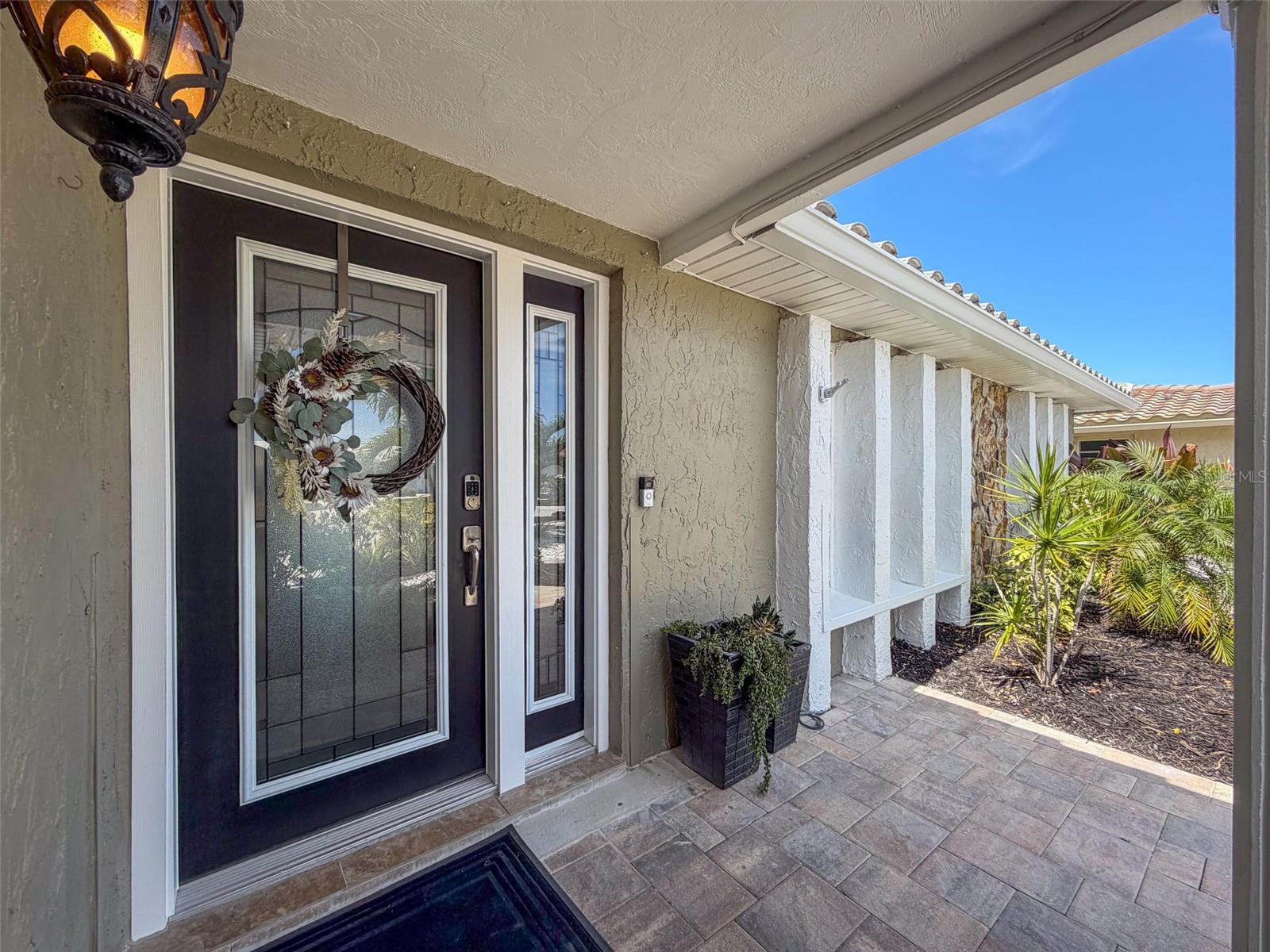 FLOR A MAR - Residential