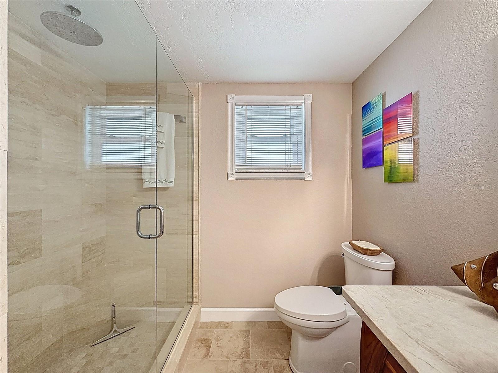 FLOR A MAR - Residential