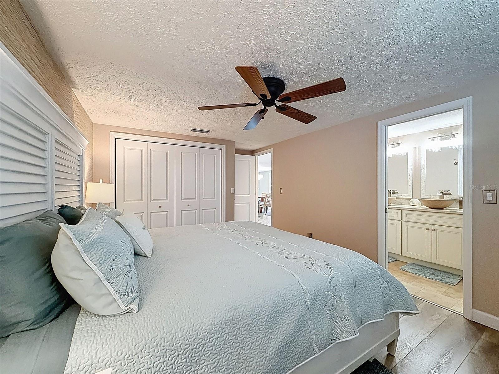 FLOR A MAR - Residential