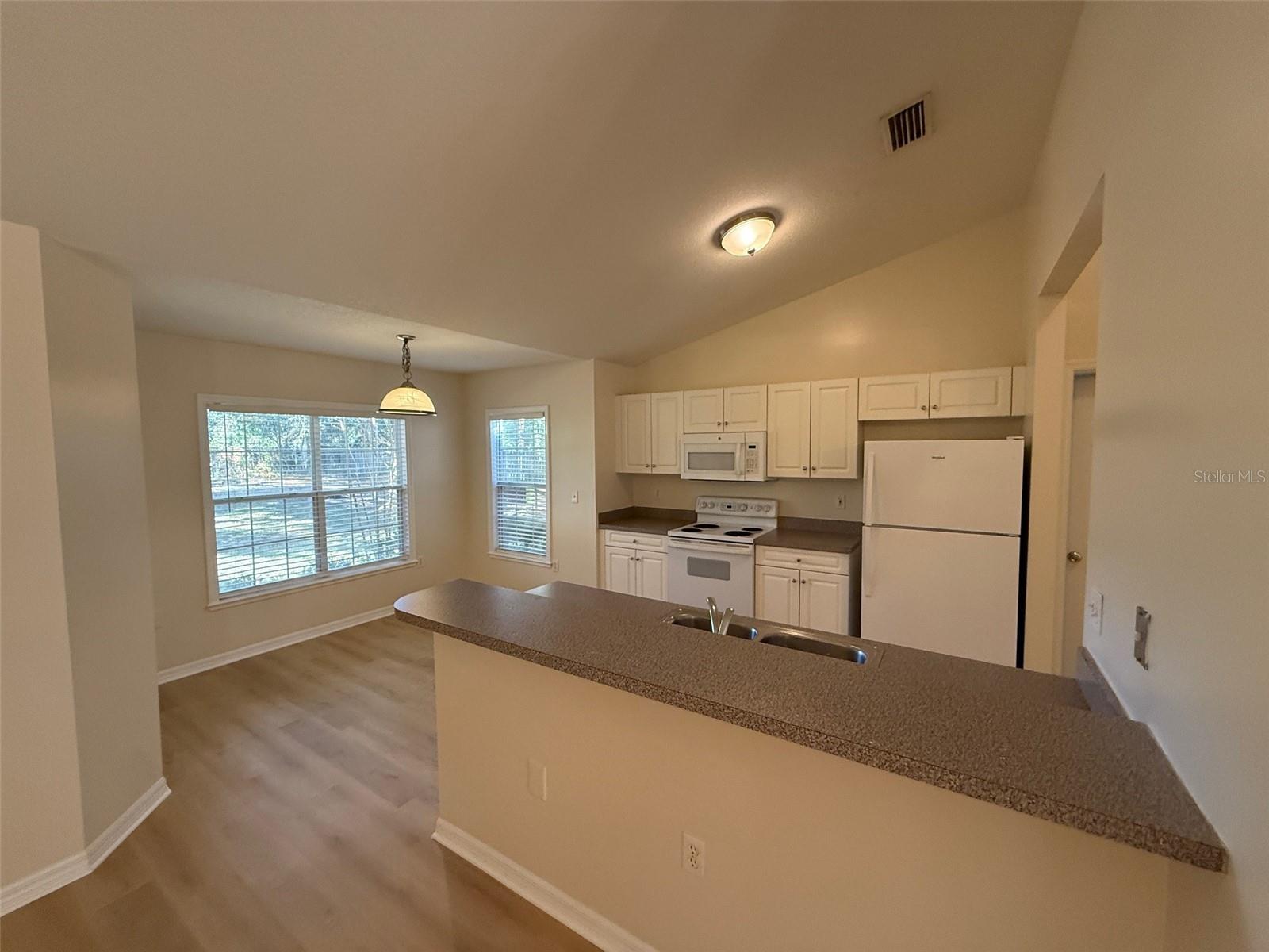 MENTONE CLUSTER PH 6 - Residential