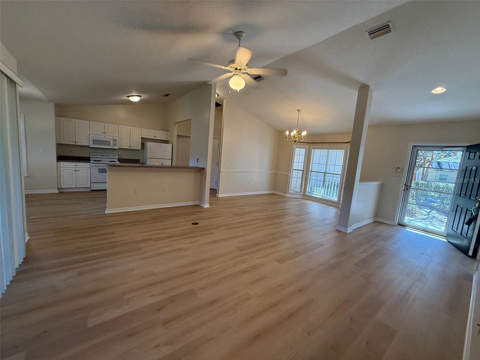 MENTONE CLUSTER PH 6 - Residential