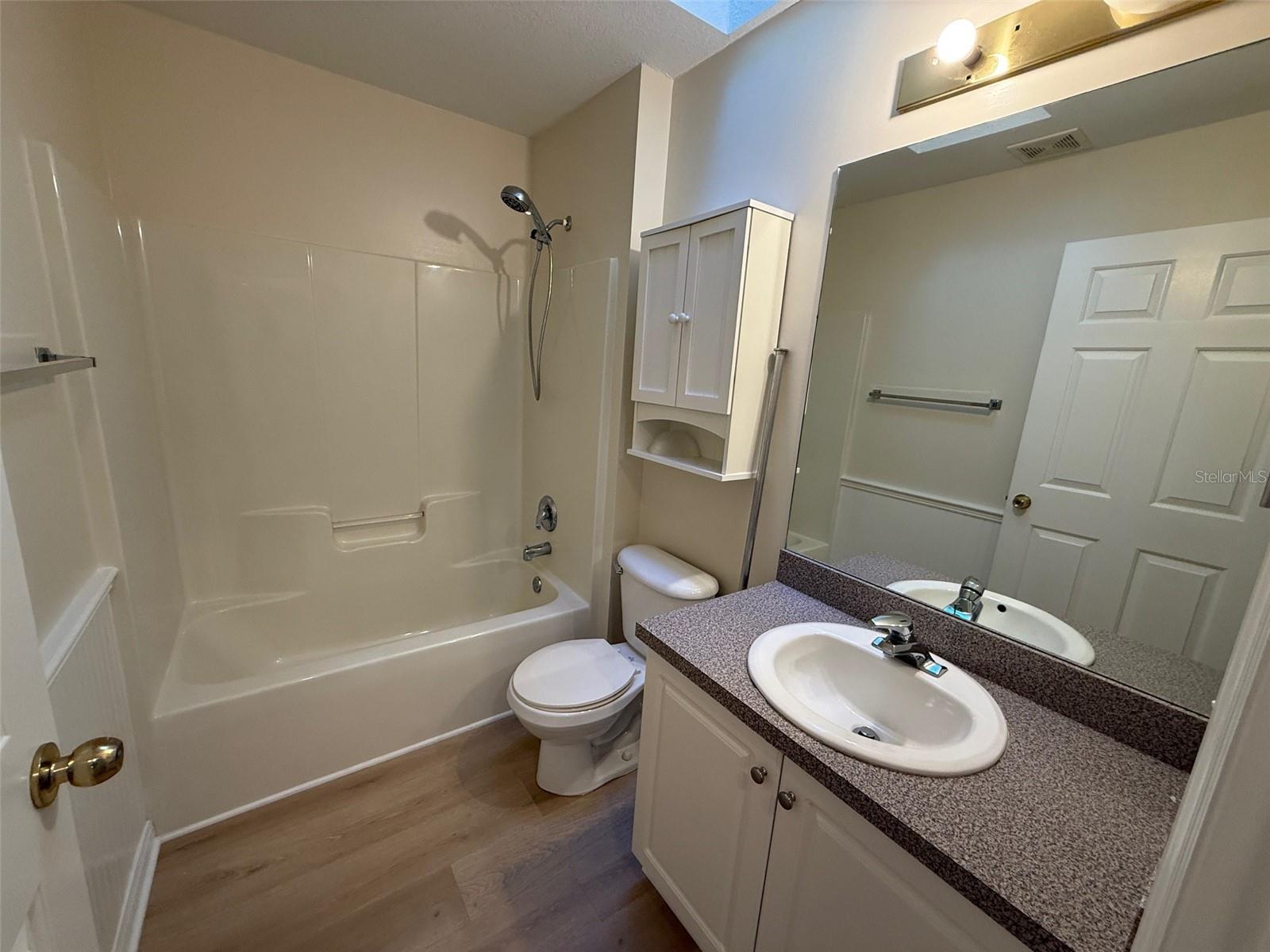 MENTONE CLUSTER PH 6 - Residential