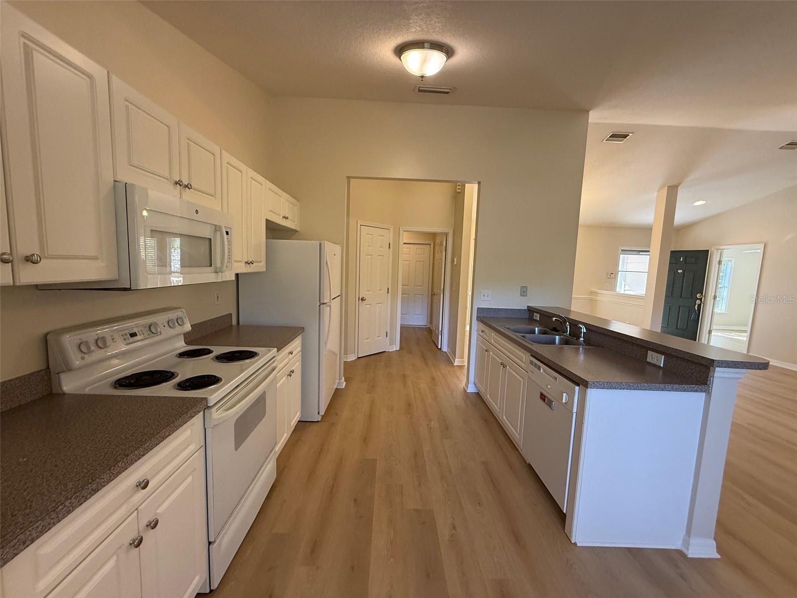 MENTONE CLUSTER PH 6 - Residential