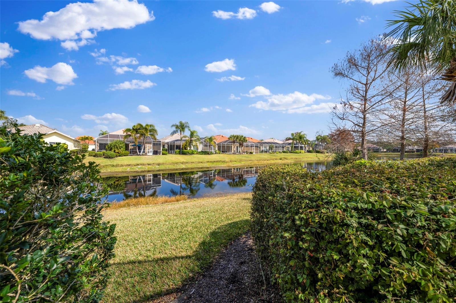 VILLAGEWALK - Residential