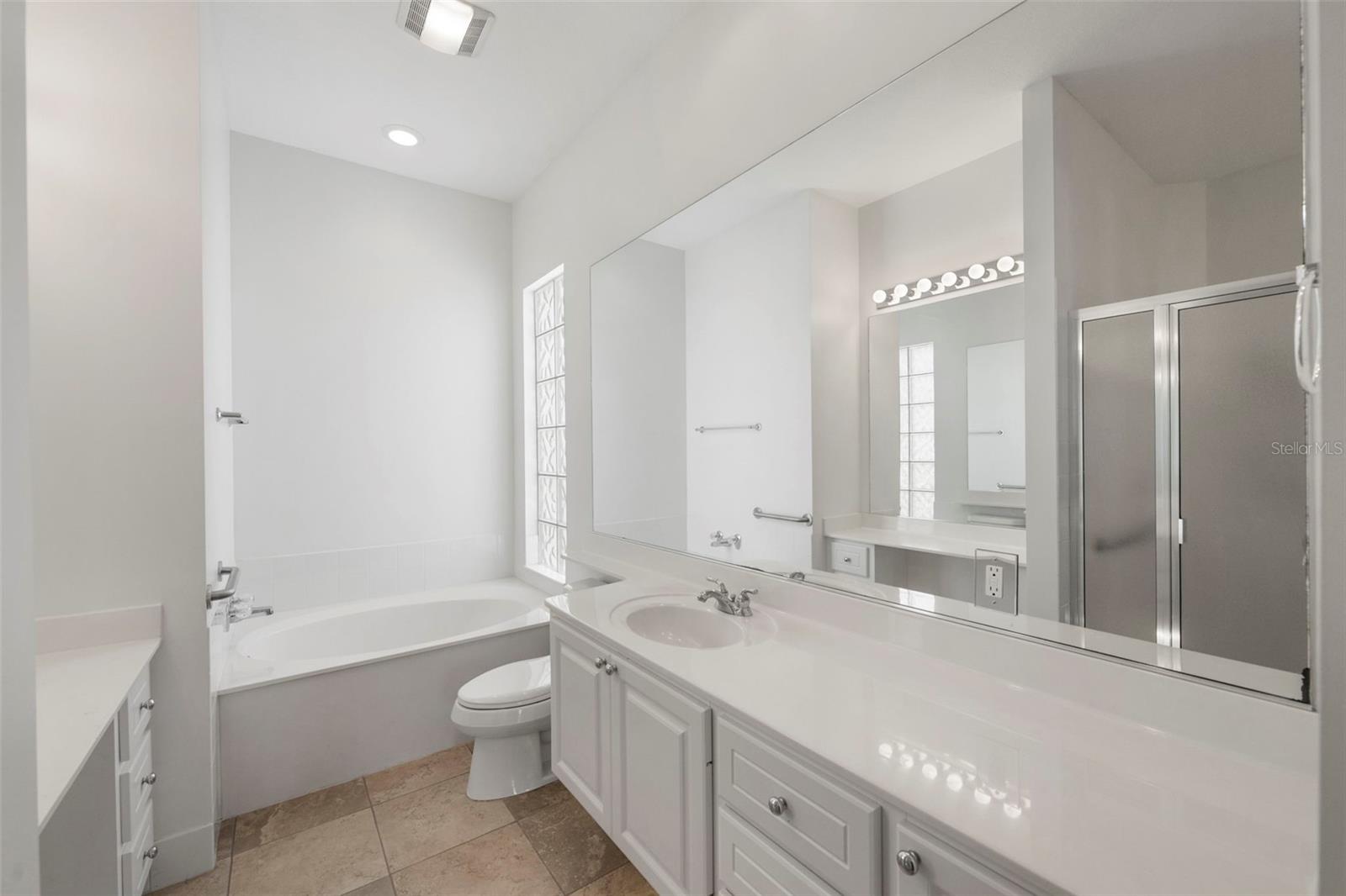 VILLAGEWALK - Residential