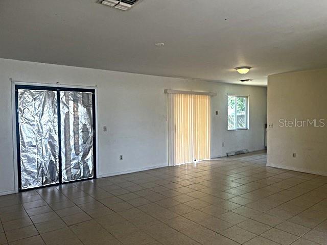 SILVER SPGS SHORES 09 - Residential