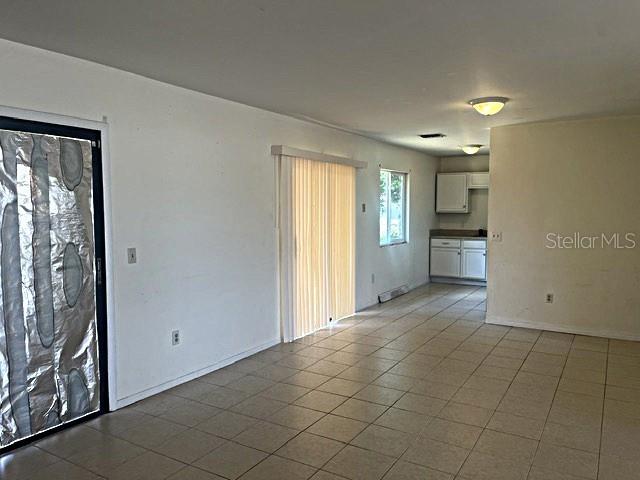 SILVER SPGS SHORES 09 - Residential