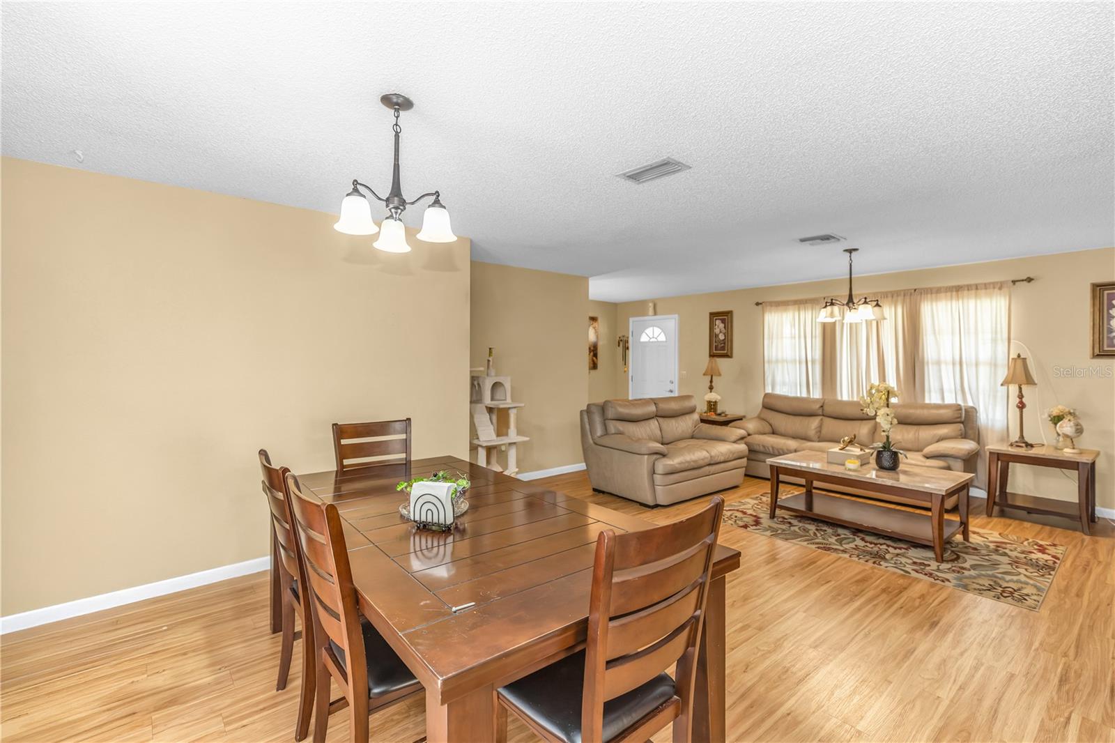 DELTONA LAKES - Residential