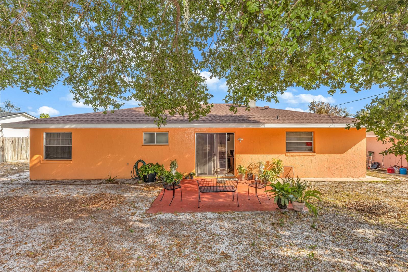 DELTONA LAKES - Residential