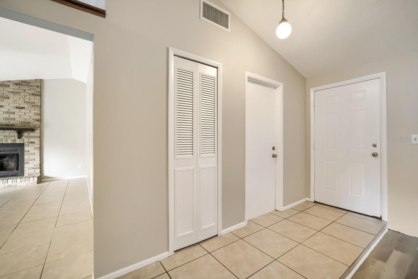 717 LANCEWOOD DRIVE