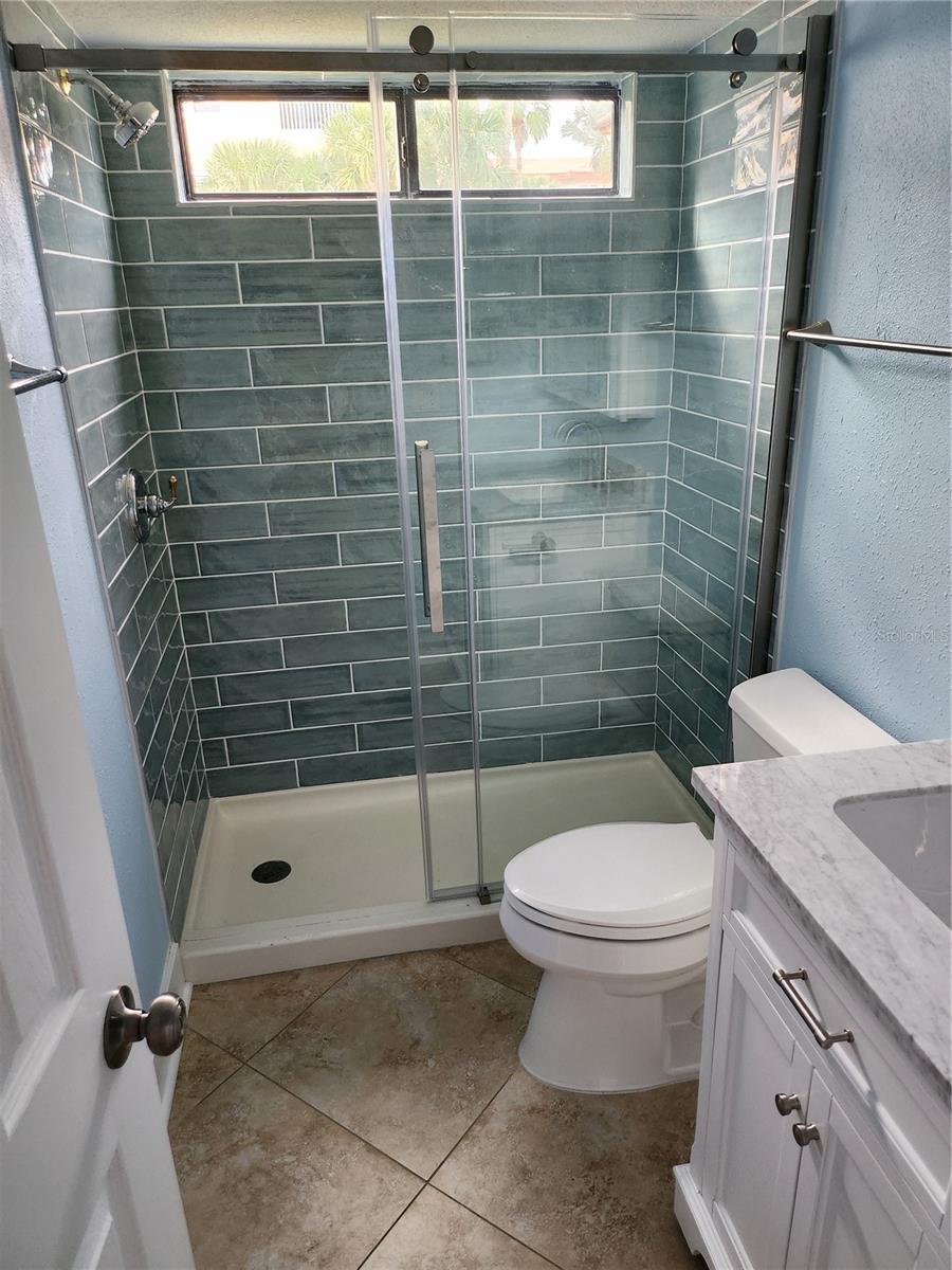 RUNAWAY BAY - Residential