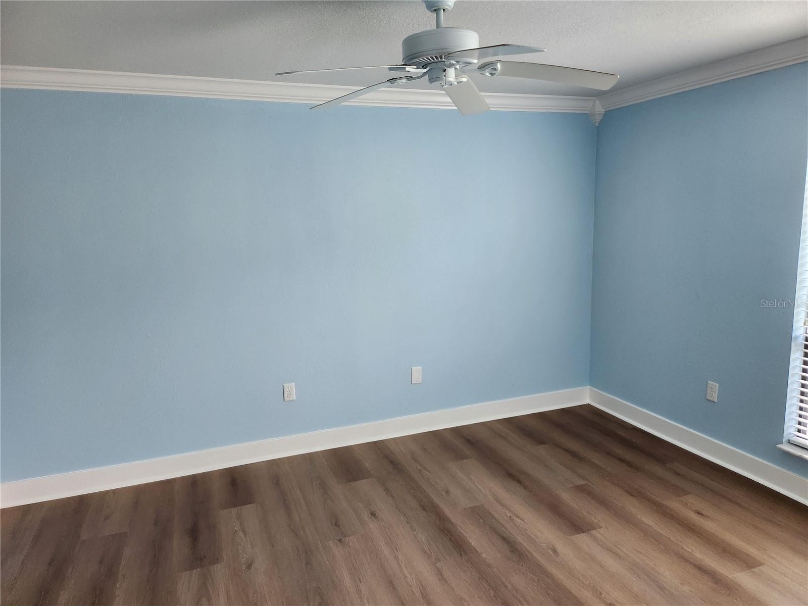 RUNAWAY BAY - Residential