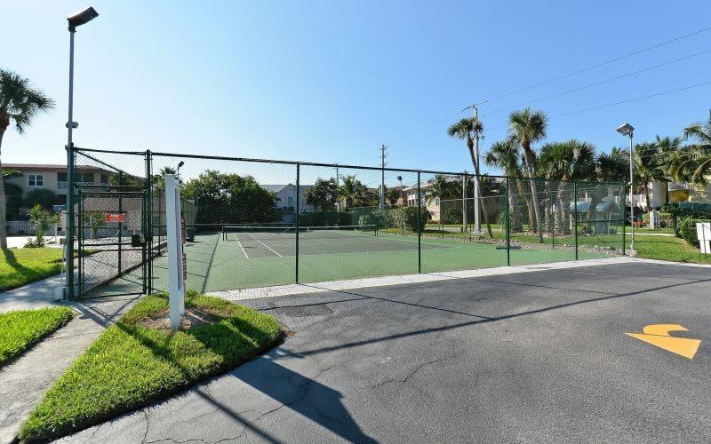 RUNAWAY BAY - Residential