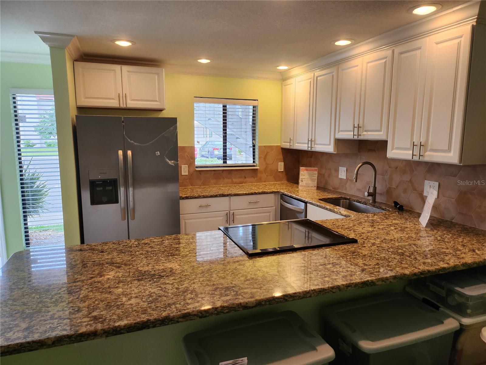 RUNAWAY BAY - Residential