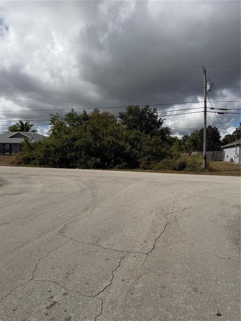 4244 SW JAME STREET PORT ST LUCIE FL 34953