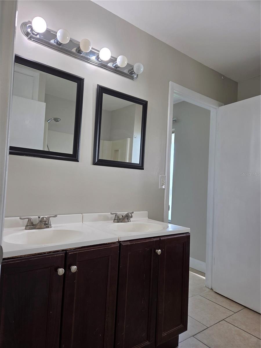 PORT CHARLOTTE SUB 41 - Residential Lease