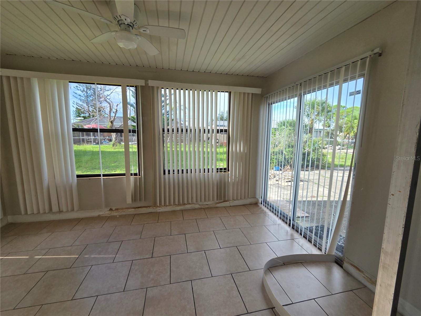 PORT CHARLOTTE SUB 41 - Residential Lease