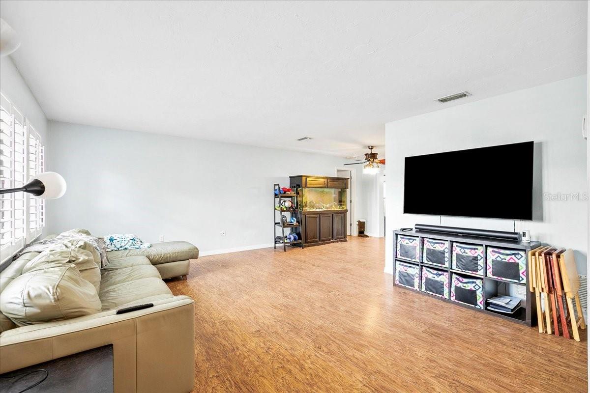 GEORGETOWNE - Residential Lease