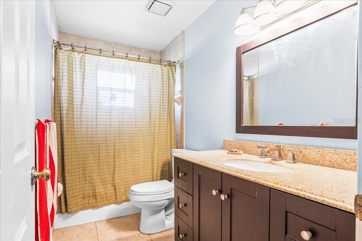 GEORGETOWNE - Residential Lease