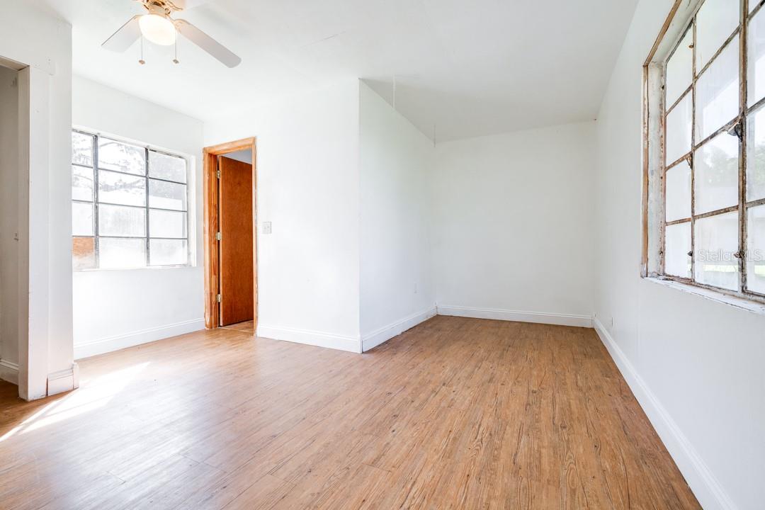 SPELSHOUSE H F RESUB - Residential