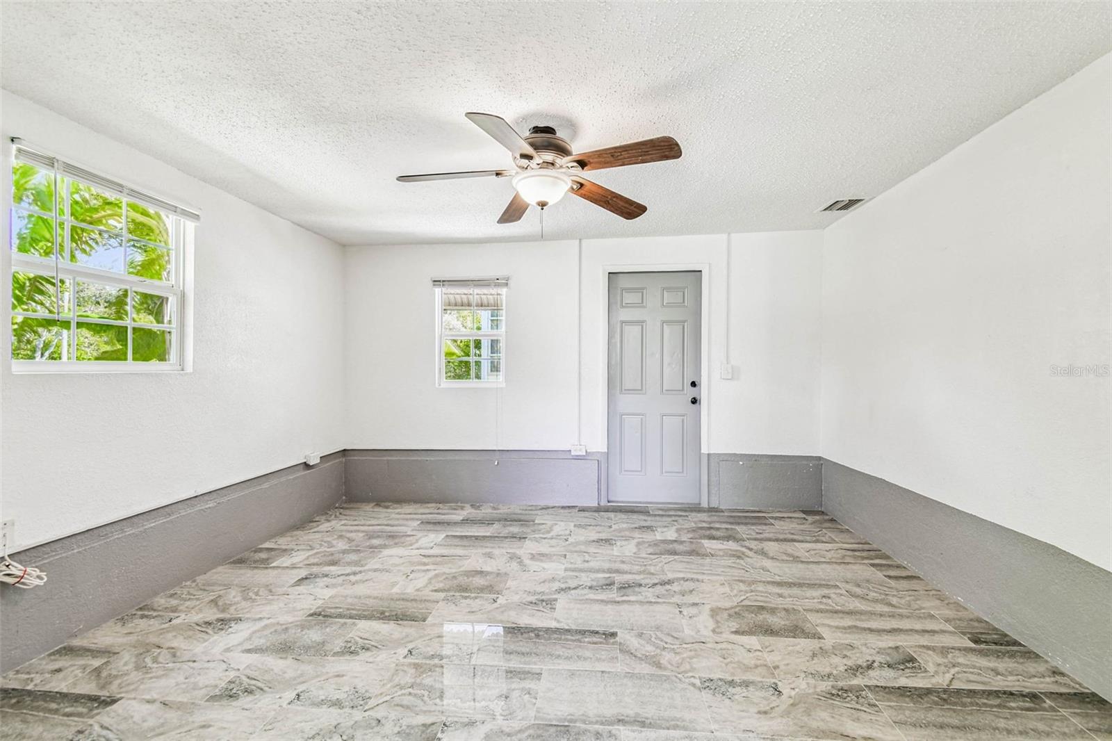 BEACON WOODS VILLAGE - Residential Lease