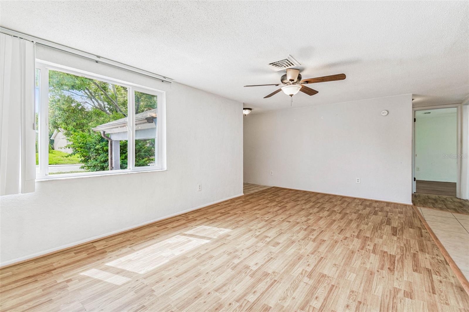 BEACON WOODS VILLAGE - Residential Lease