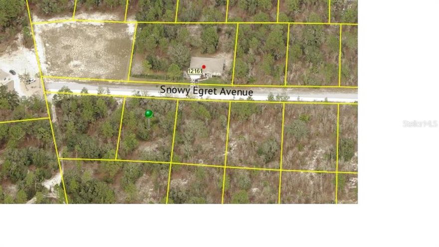 Almost a 1/2 acre in the very desirable area of Royal Highlands. This location is in a high & dry area of new, beautiful homes. This property checks all the boxes! Whether building your dream home or investing it's a win win! Country living, yet minutes from the beautiful Weeki Wachee river & Gulf. If you are looking for all things water, nature/bike trails, golfing, shopping, dining, medical & great schools, it's all very close by. The Suncoast Parkway offers an easy commute to Tampa/Clearwater. You can also enjoy fun day trips to Disney, Sea World, Bush Gardens & more. Come see this beautiful property!