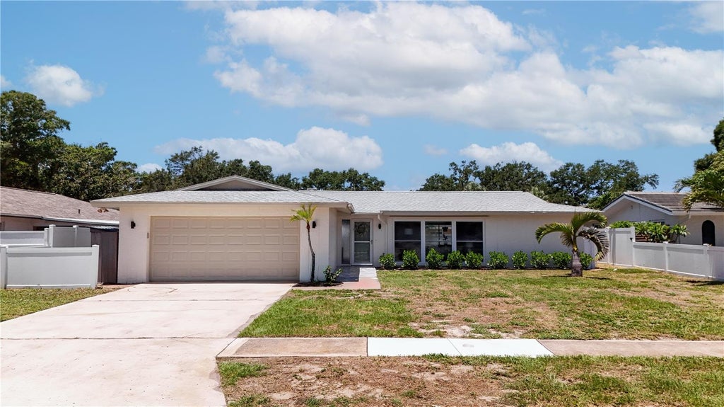 Photo of 10428 137th Lane, Largo, FL 33774 (MLS # TB8516457)