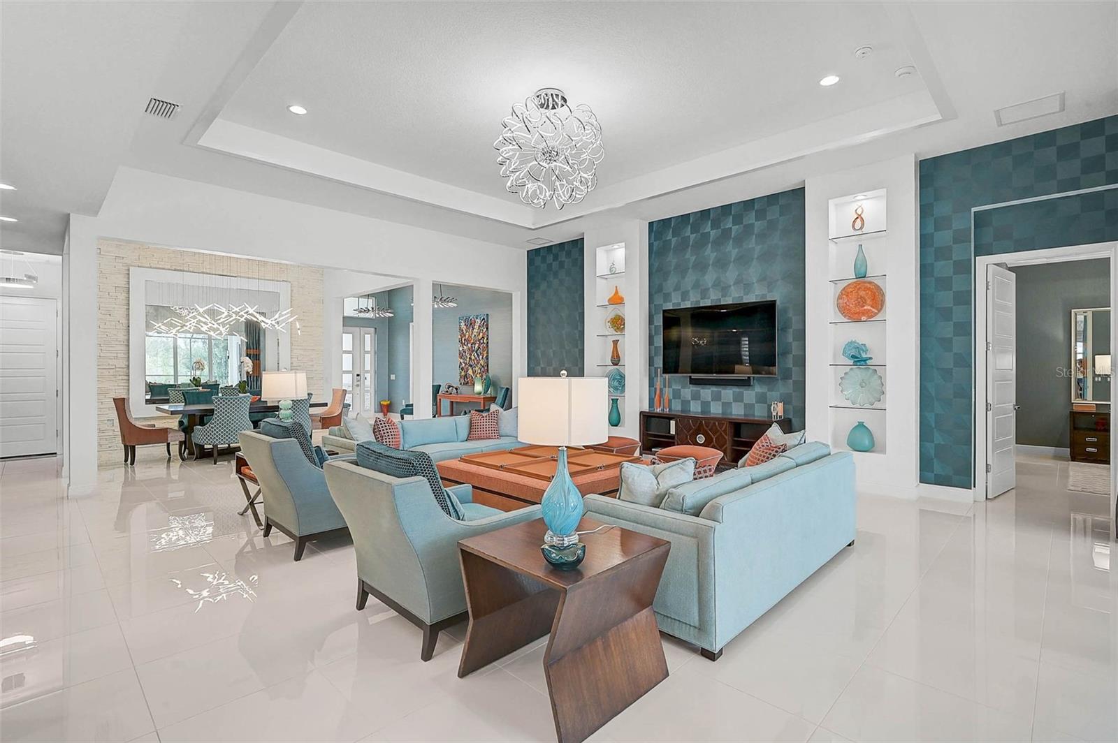 8261 GRANDE SHORES DRIVE