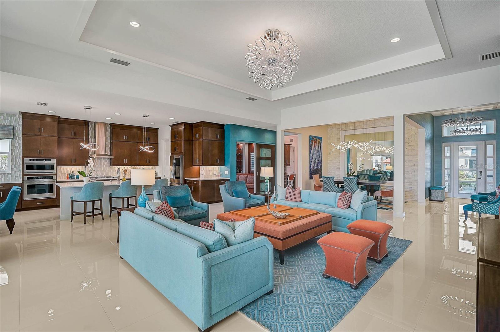8261 GRANDE SHORES DRIVE
