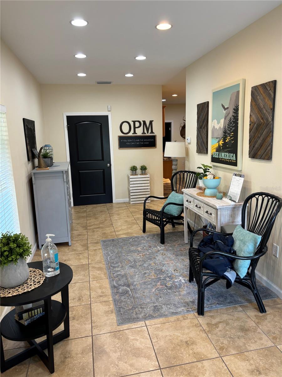 EASTERLING - Commercial Sale