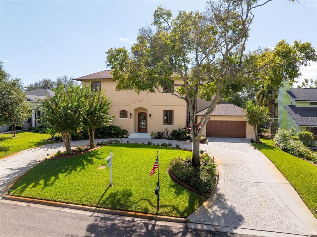 Photo of 1557 Maple Street, Clearwater, FL 33755 (MLS # TB8443681)