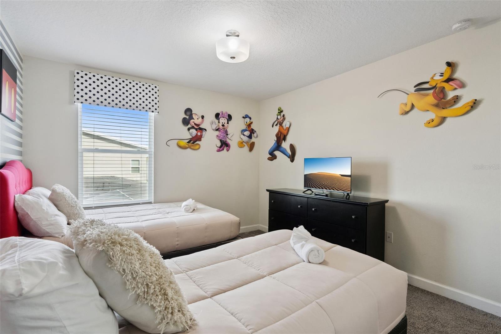 COVE AT STOREY LAKE II - Residential